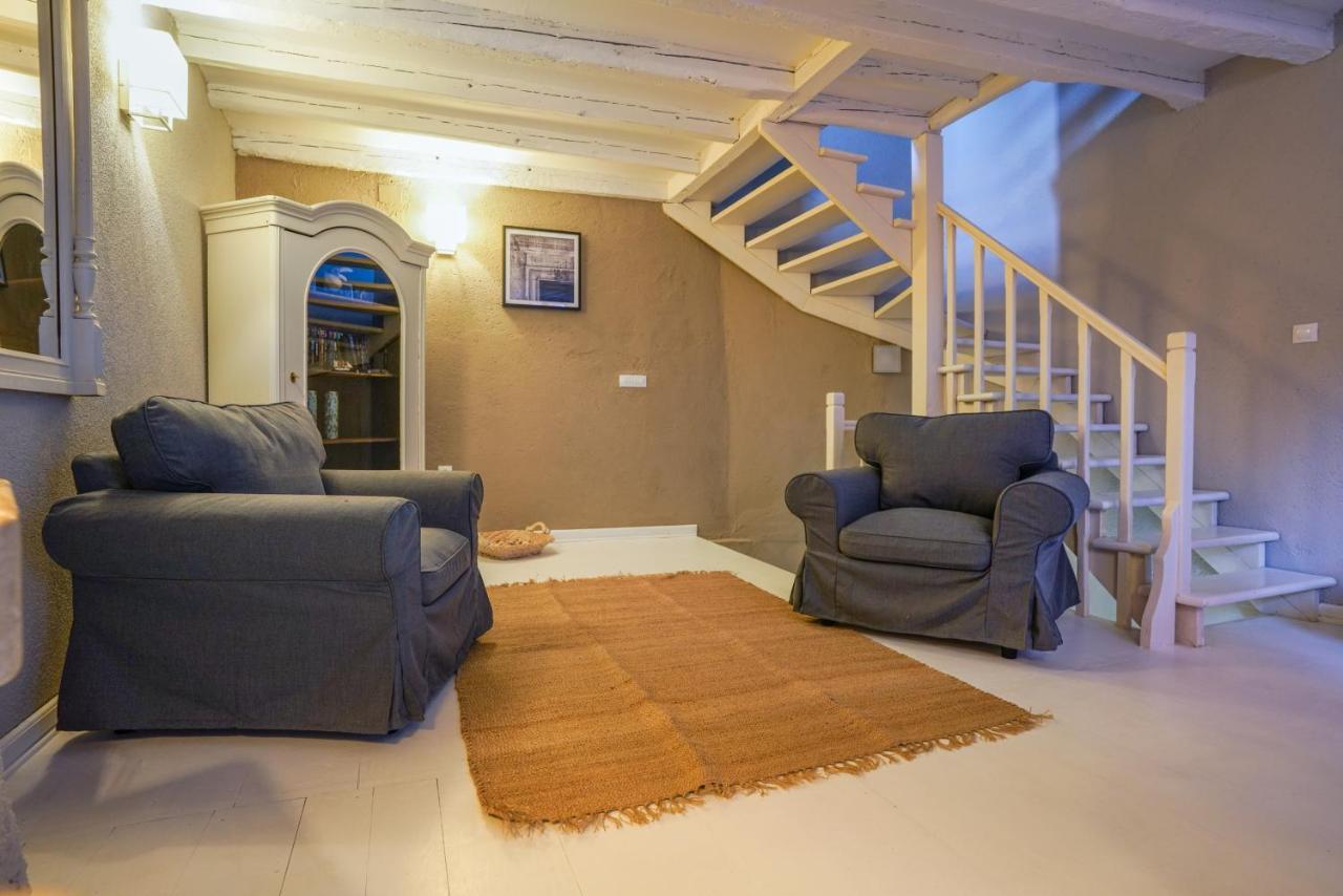 Deluxe Apartment Casa Flores With Sea View & Terrace Ровин Екстериор снимка
