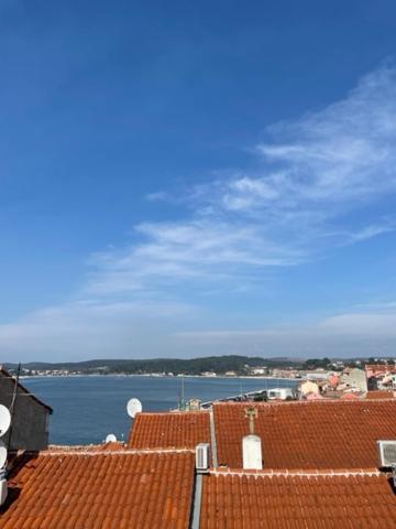 Deluxe Apartment Casa Flores With Sea View & Terrace Ровин Екстериор снимка